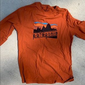 Patagonia size medium kids long sleeve t